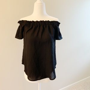 Sienna sky off the shoulder black top